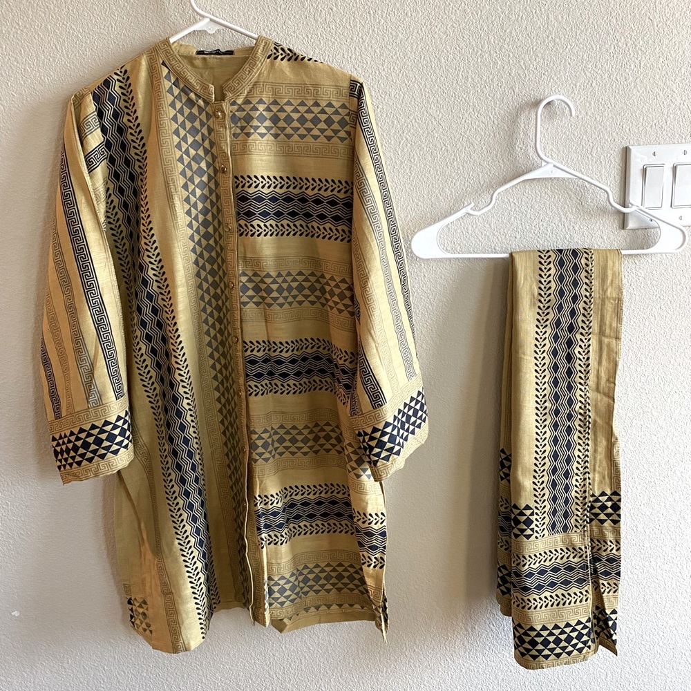 S/M modern kurti with dupatta